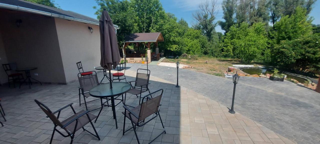 Villa Verteskacsa Vértesacsa Exteriör bild