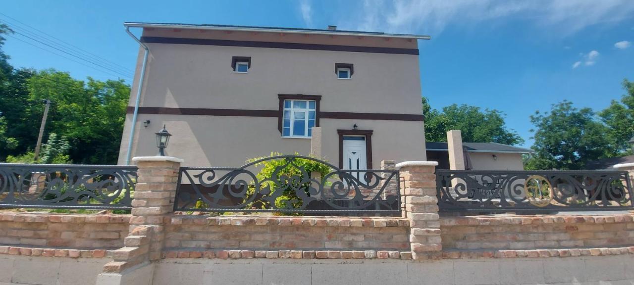 Villa Verteskacsa Vértesacsa Exteriör bild