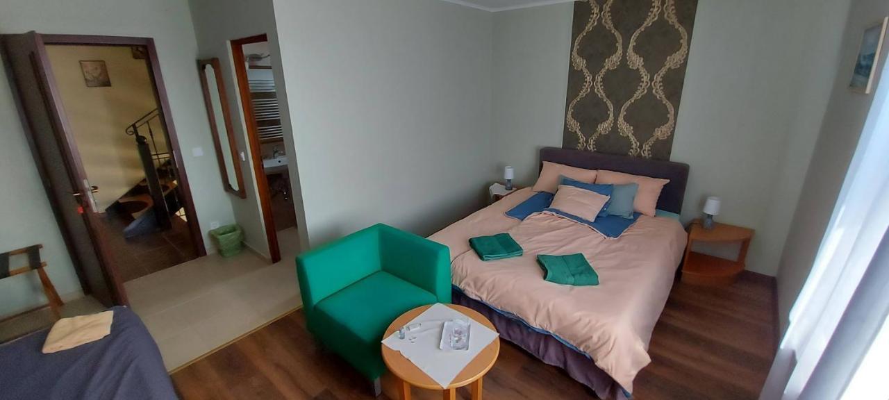 Villa Verteskacsa Vértesacsa Exteriör bild